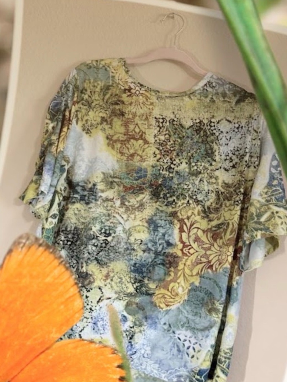 Multicolor 2X Short Sleeve Patterned Top